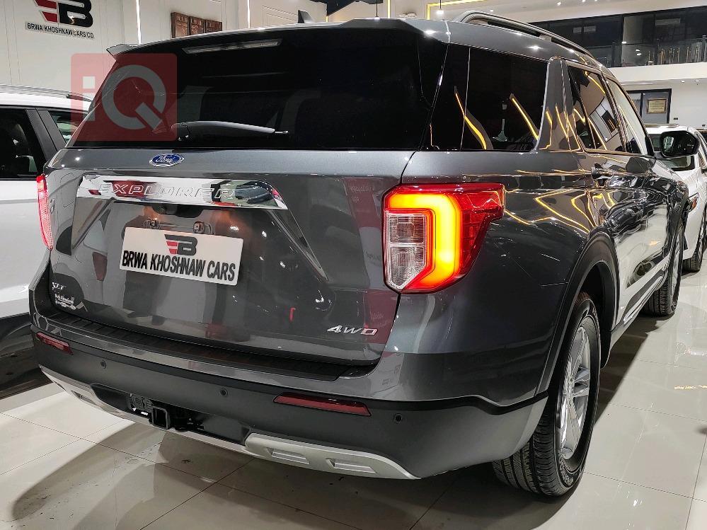 Ford Explorer